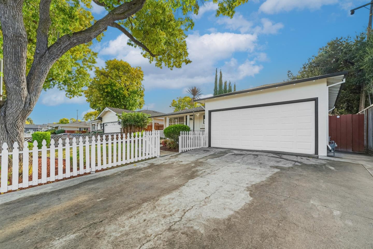 Detail Gallery Image 30 of 37 For 716 Kiely Blvd, Santa Clara,  CA 95051 - 3 Beds | 2 Baths