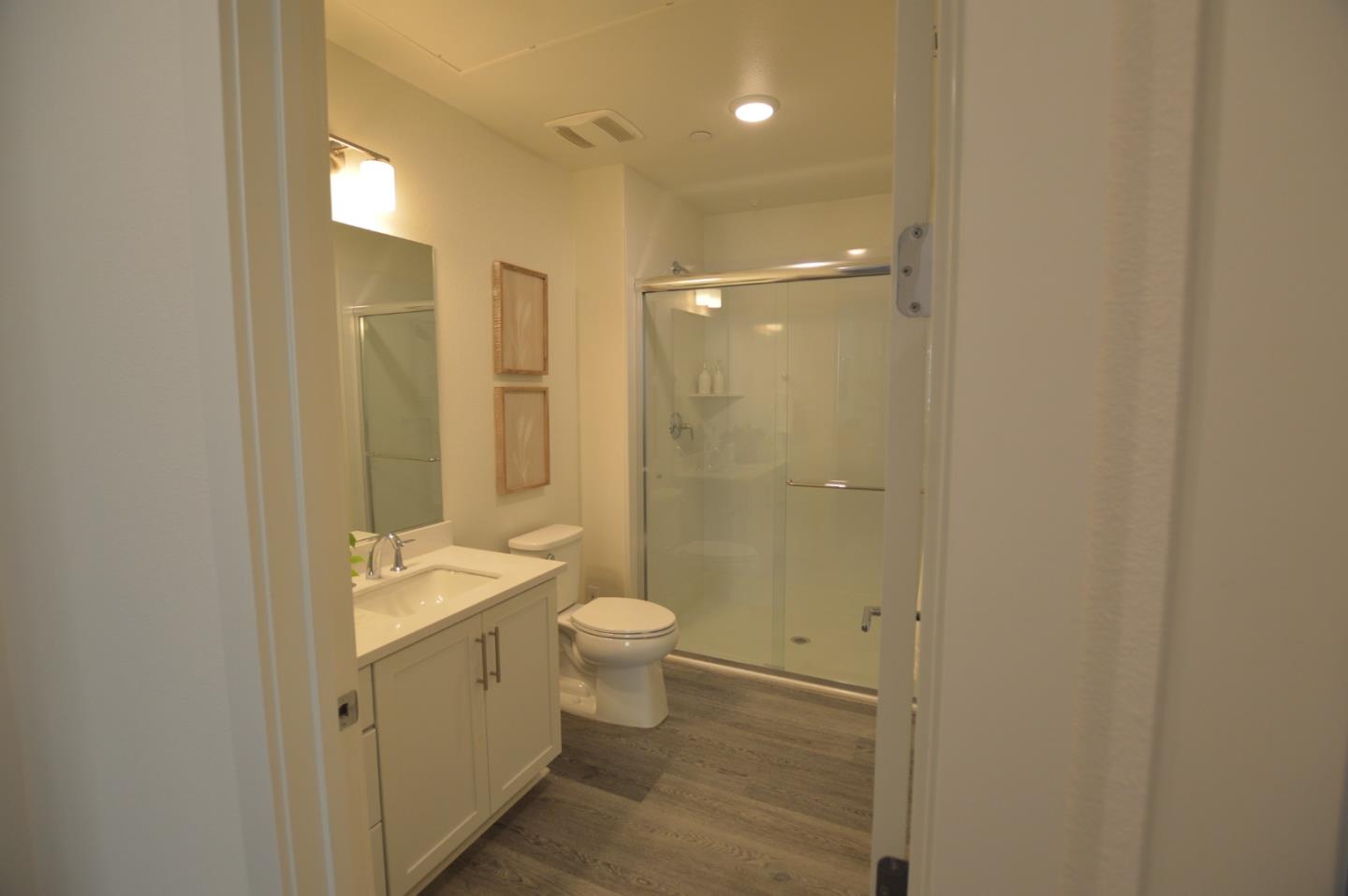 Detail Gallery Image 16 of 29 For 1918 Kilowatt Way #102,  Fremont,  CA 94539 - 4 Beds | 3/1 Baths