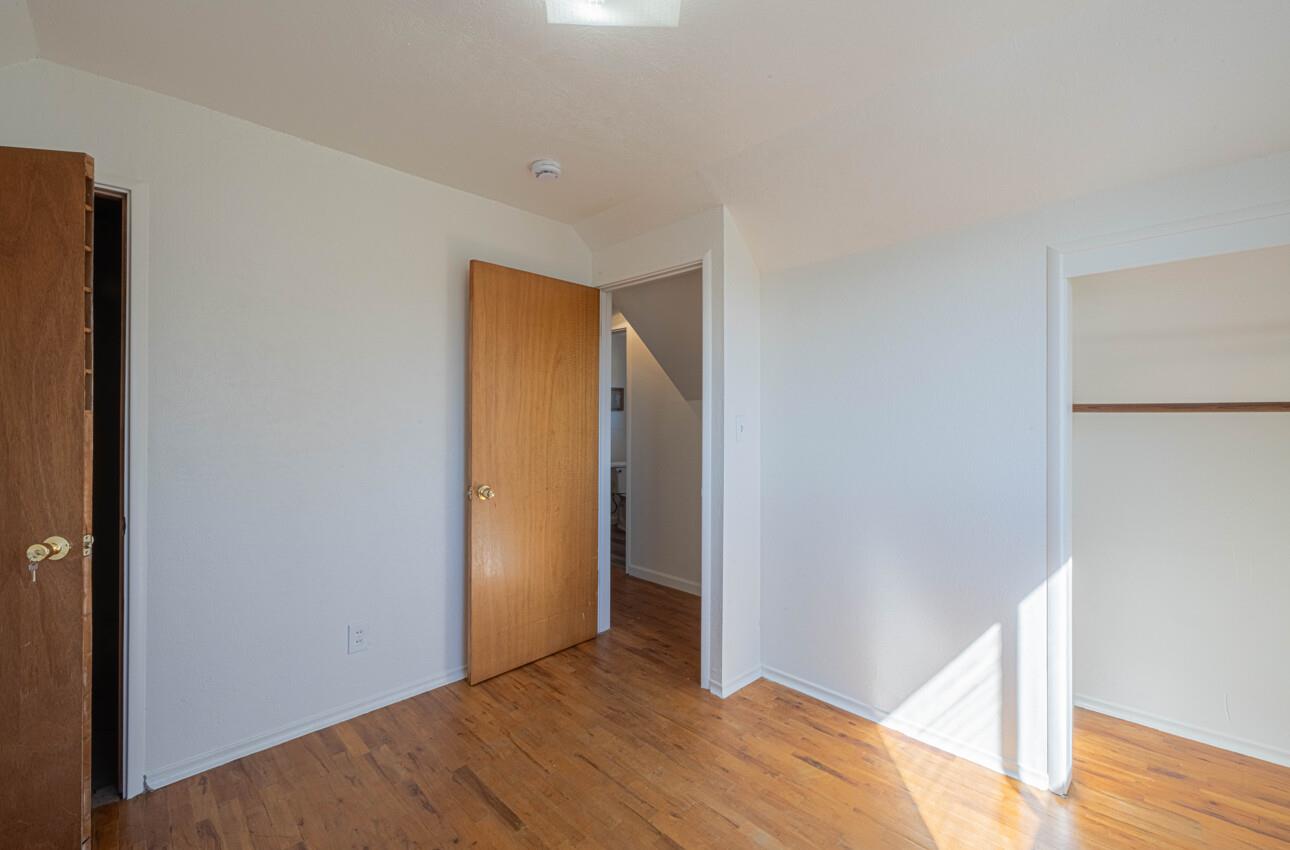 Detail Gallery Image 24 of 58 For 757 Middlefield Rd, Salinas,  CA 93906 - 7 Beds | 3/1 Baths