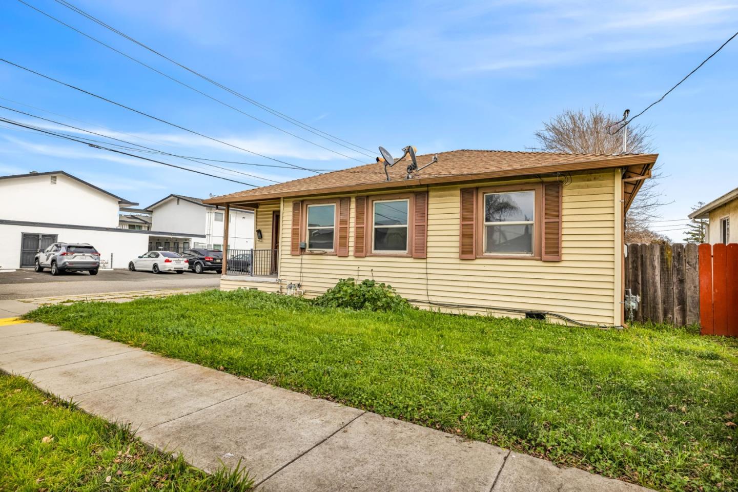 Detail Gallery Image 3 of 45 For 318 Taylor St, Fairfield,  CA 94533 - 3 Beds | 1 Baths