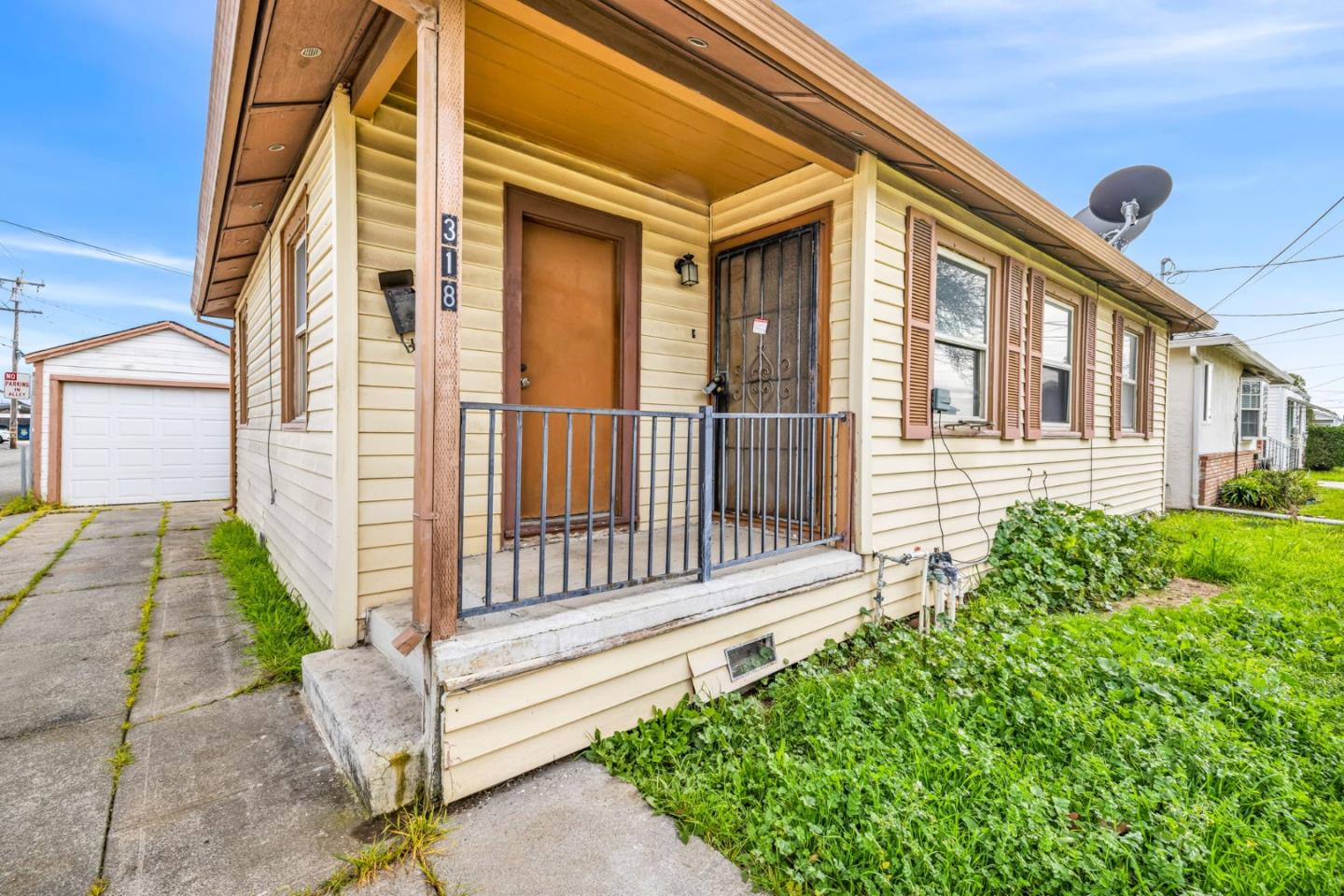 Detail Gallery Image 4 of 45 For 318 Taylor St, Fairfield,  CA 94533 - 3 Beds | 1 Baths