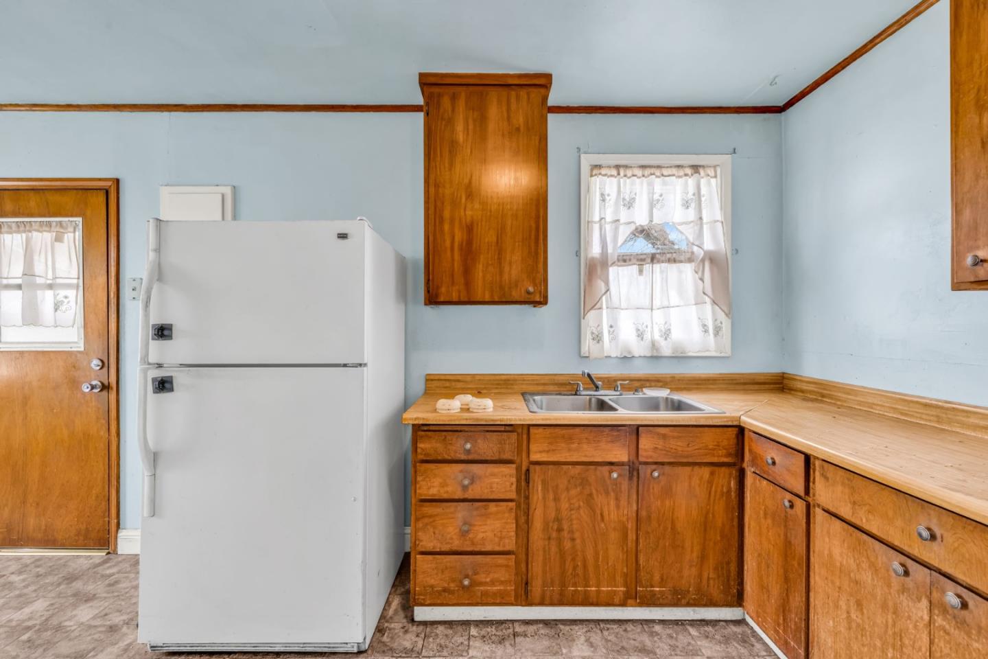 Detail Gallery Image 6 of 45 For 318 Taylor St, Fairfield,  CA 94533 - 3 Beds | 1 Baths