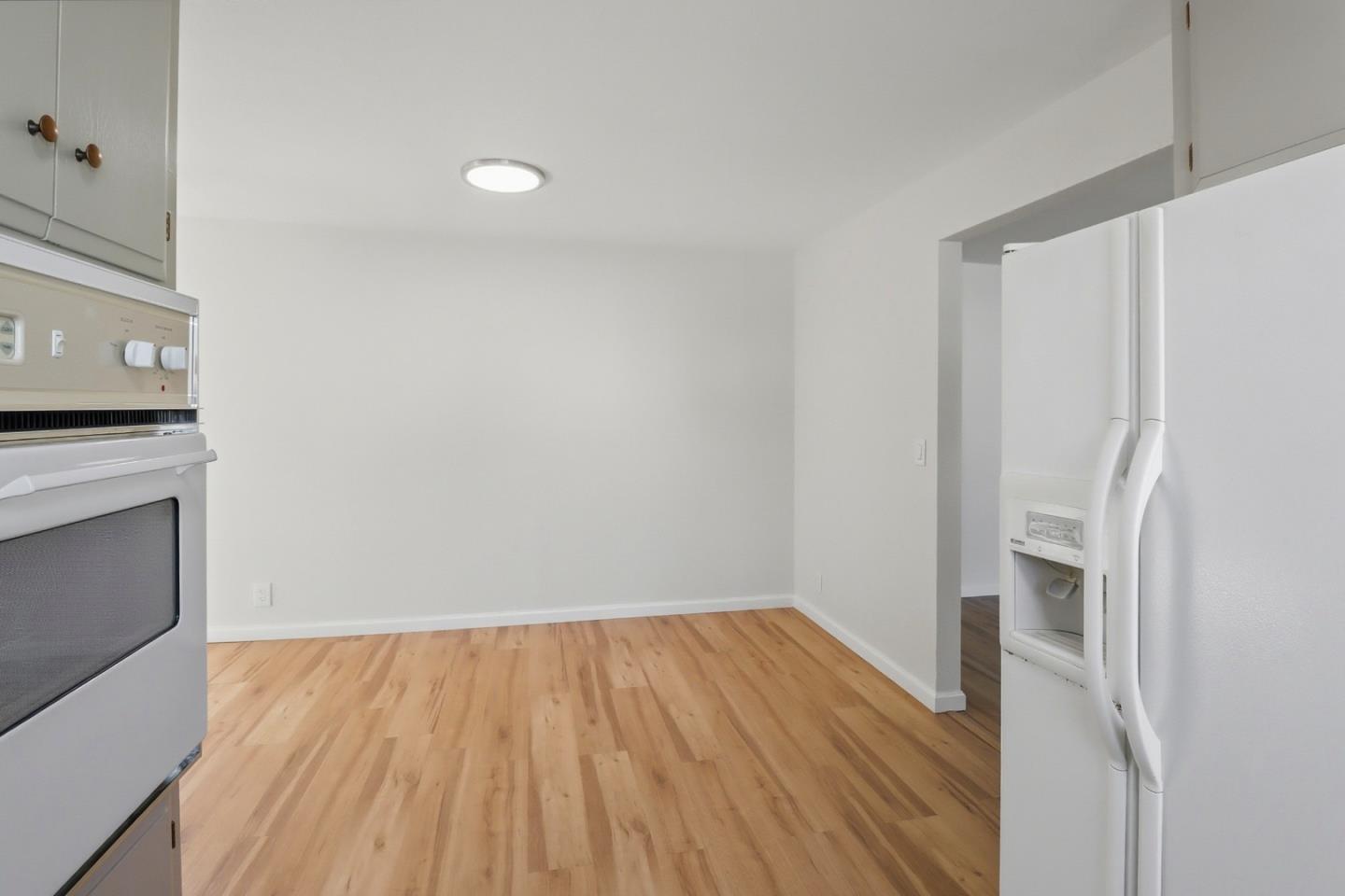 Detail Gallery Image 21 of 49 For 2657 Bon Bon Dr, San Jose,  CA 95148 - 3 Beds | 2 Baths