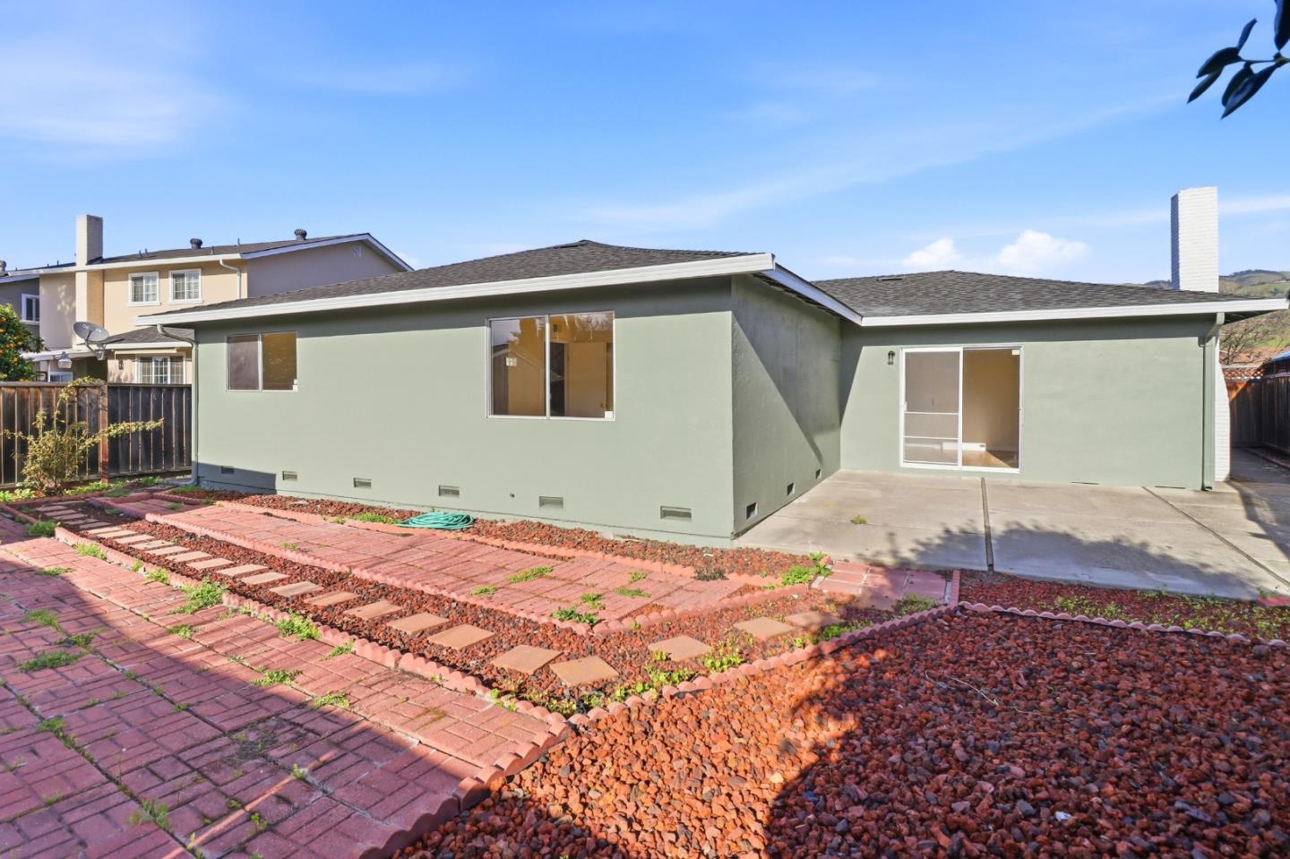 Detail Gallery Image 44 of 49 For 2657 Bon Bon Dr, San Jose,  CA 95148 - 3 Beds | 2 Baths