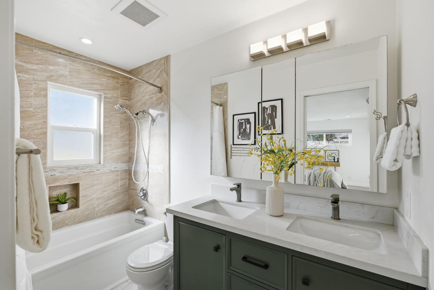 Detail Gallery Image 15 of 35 For 3170 Acorn Way, San Jose,  CA 95117 - 3 Beds | 2 Baths