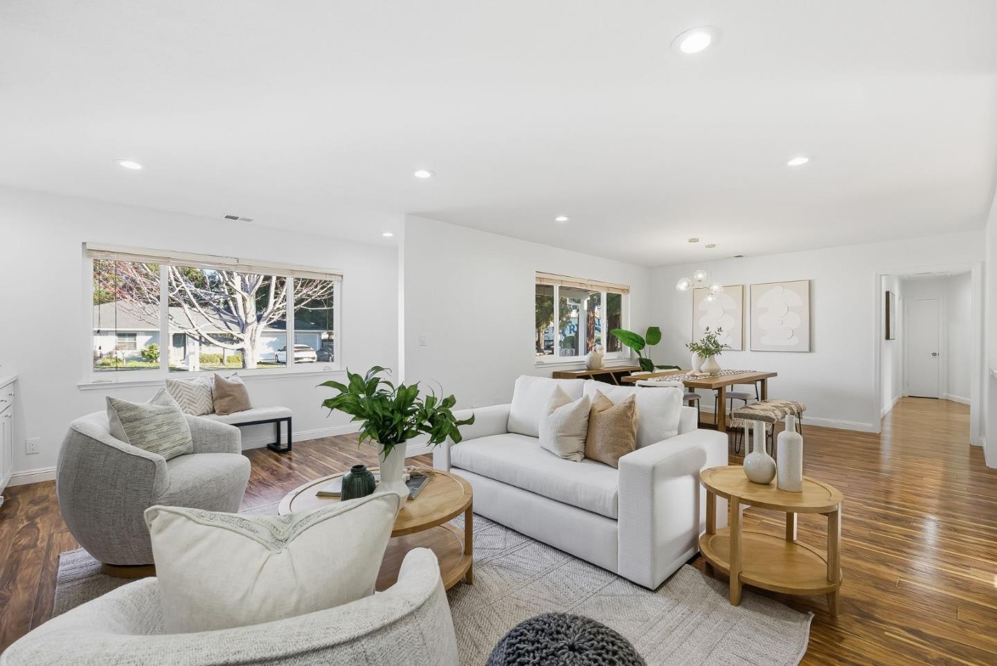 Detail Gallery Image 4 of 35 For 3170 Acorn Way, San Jose,  CA 95117 - 3 Beds | 2 Baths