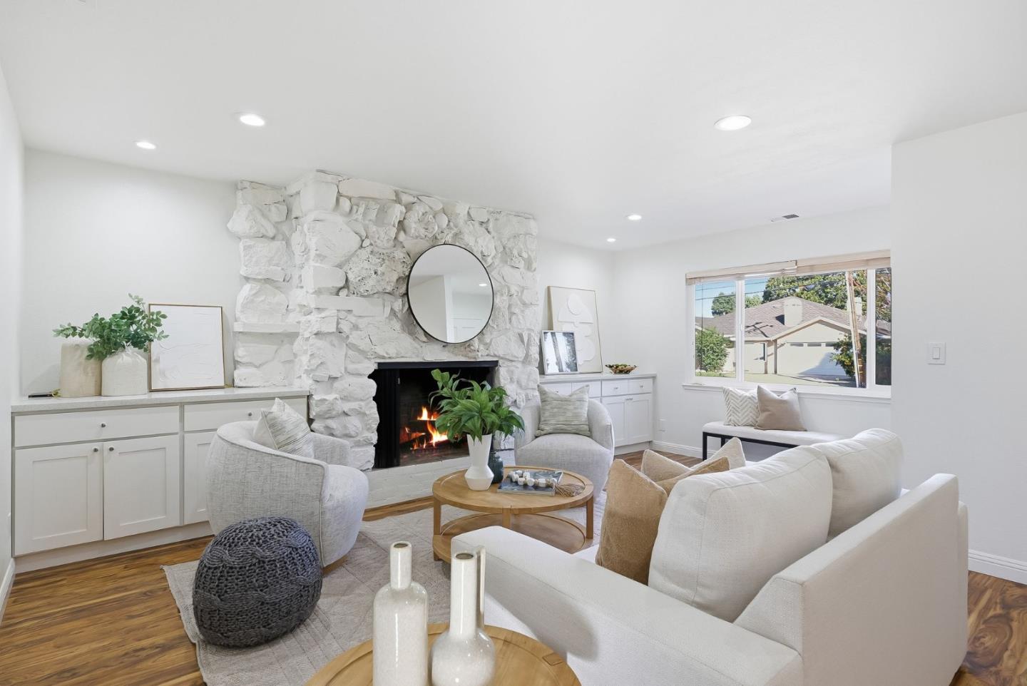 Detail Gallery Image 5 of 35 For 3170 Acorn Way, San Jose,  CA 95117 - 3 Beds | 2 Baths