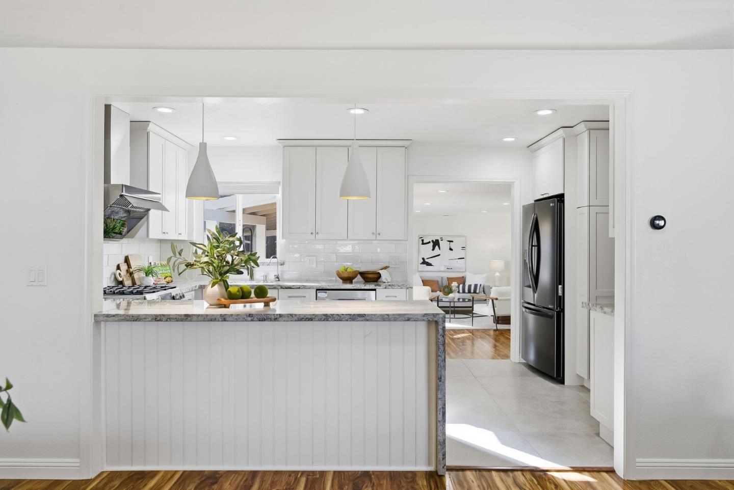 Detail Gallery Image 7 of 35 For 3170 Acorn Way, San Jose,  CA 95117 - 3 Beds | 2 Baths