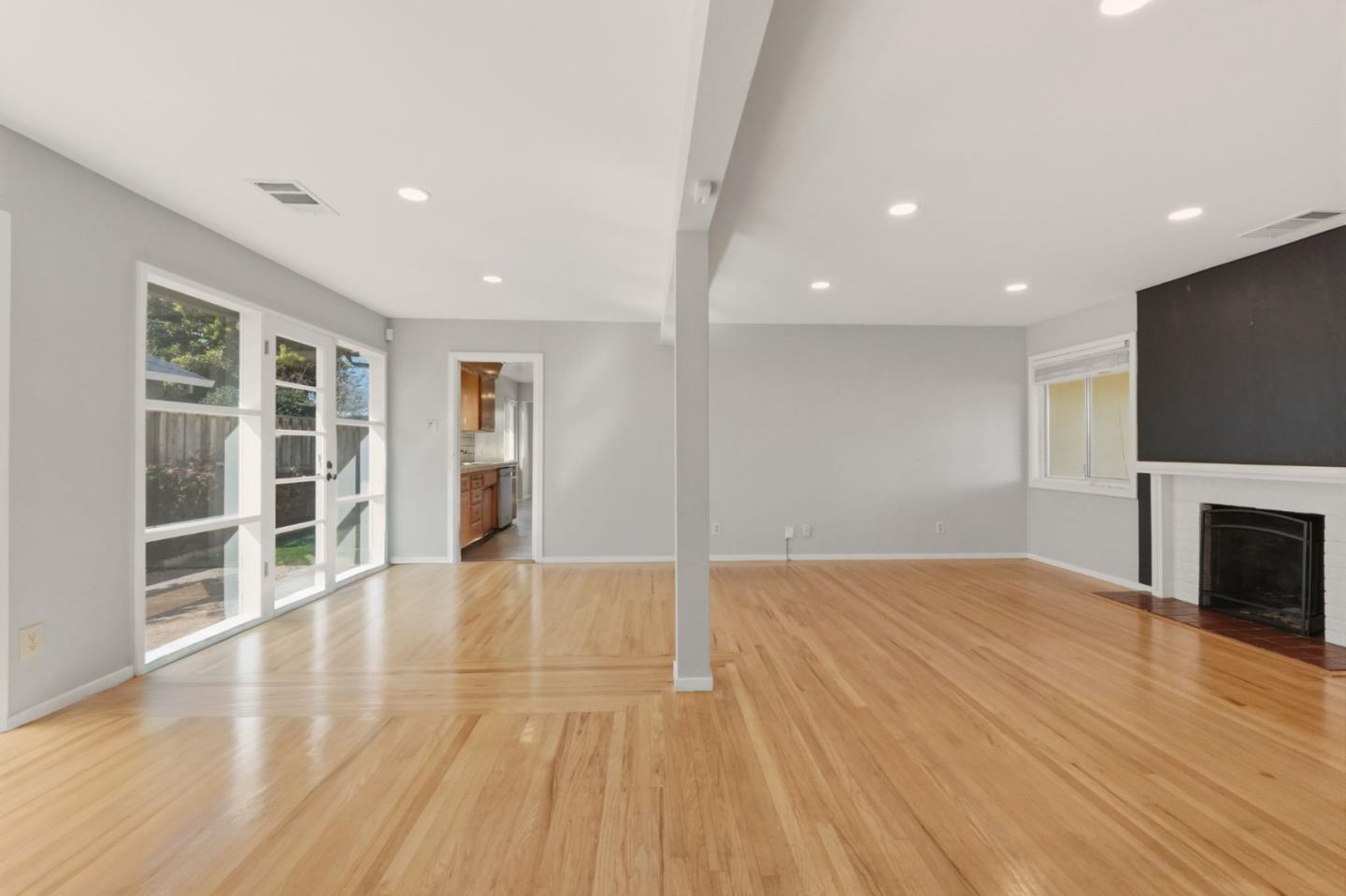 Detail Gallery Image 7 of 53 For 1846 Los Padres Blvd, Santa Clara,  CA 95050 - 4 Beds | 2 Baths