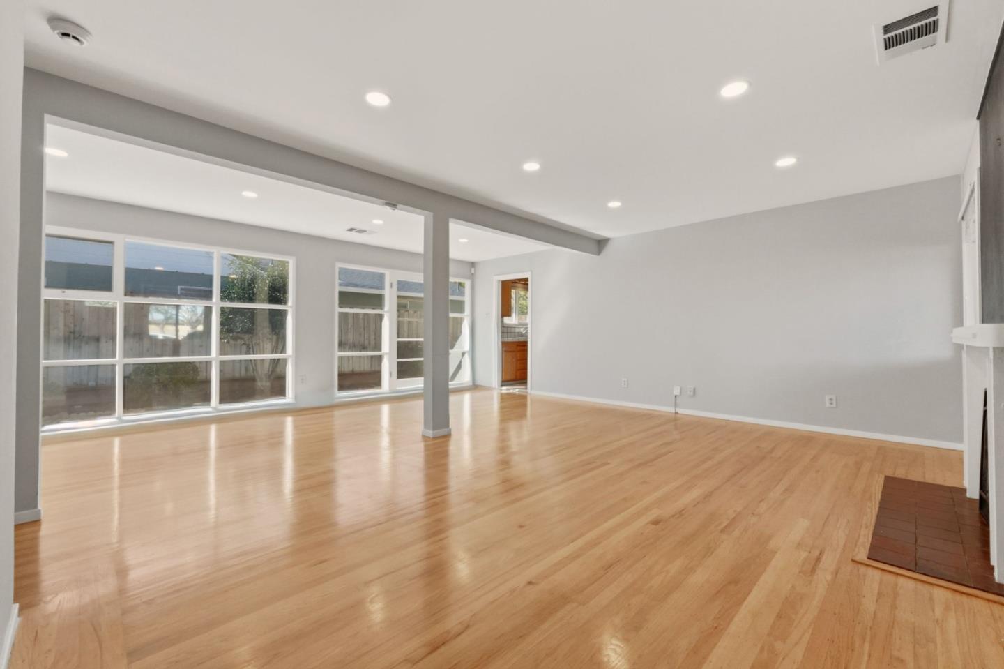 Detail Gallery Image 8 of 53 For 1846 Los Padres Blvd, Santa Clara,  CA 95050 - 4 Beds | 2 Baths