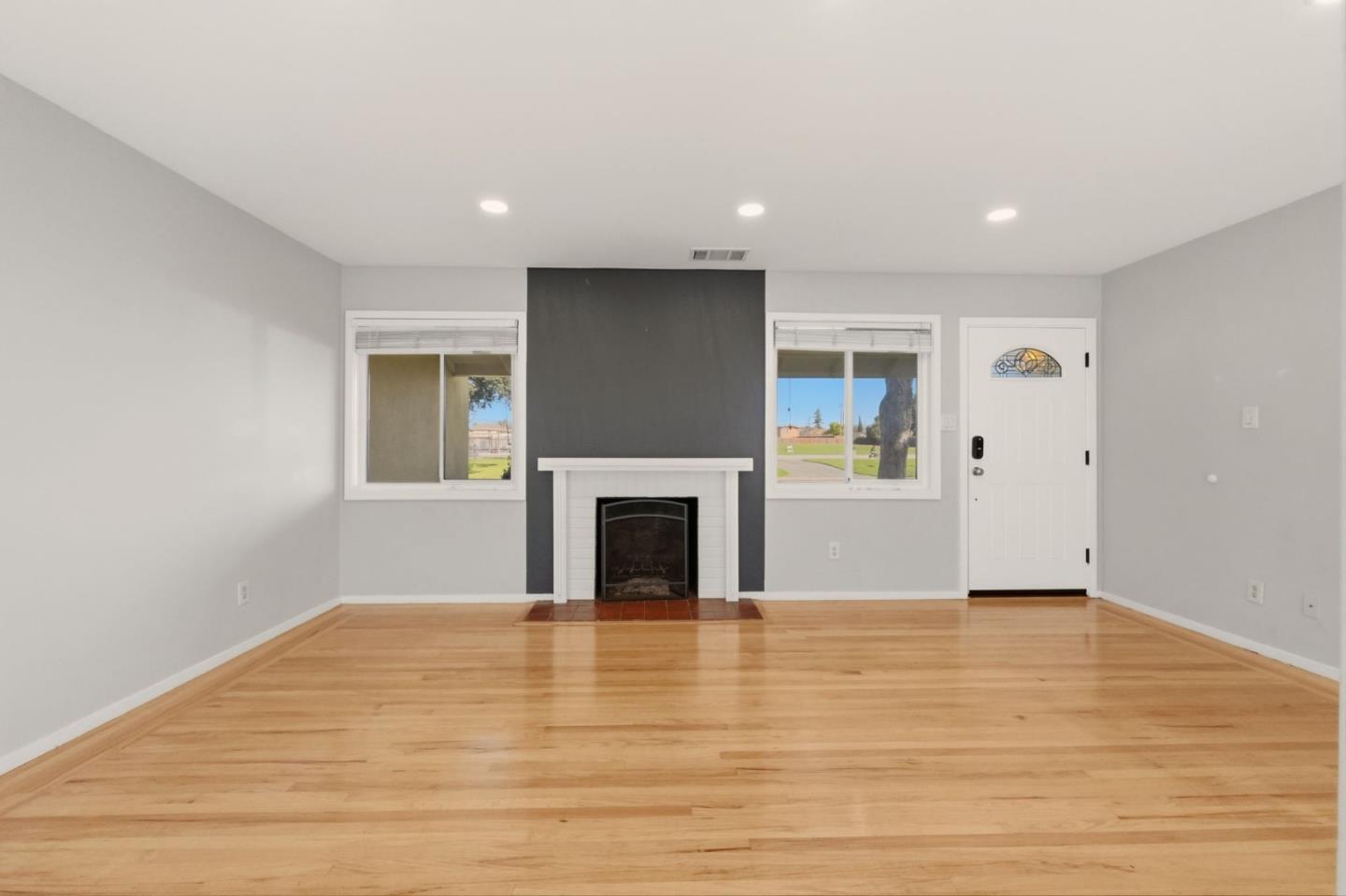 Detail Gallery Image 9 of 53 For 1846 Los Padres Blvd, Santa Clara,  CA 95050 - 4 Beds | 2 Baths