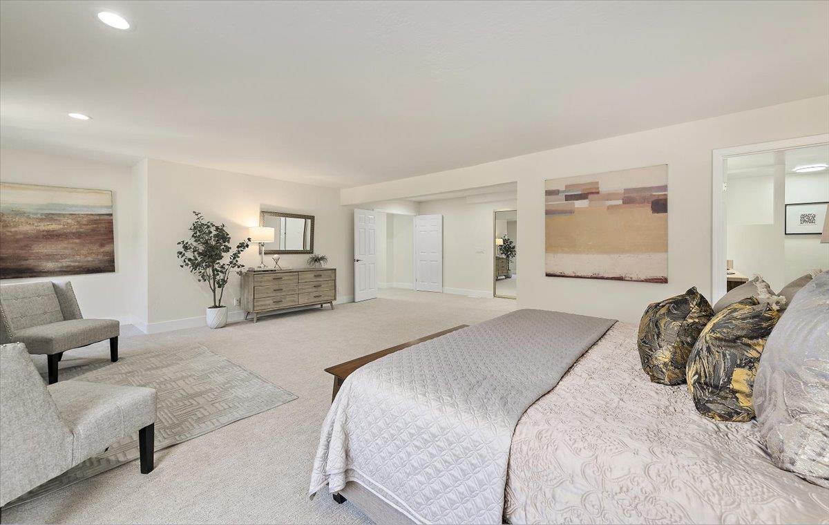 Detail Gallery Image 15 of 28 For 150 Winding Way, San Carlos,  CA 94070 - 4 Beds | 3/1 Baths