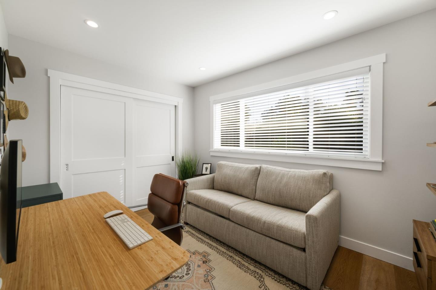 Detail Gallery Image 21 of 27 For 962 Edenbury Ln, San Jose,  CA 95136 - 4 Beds | 2 Baths