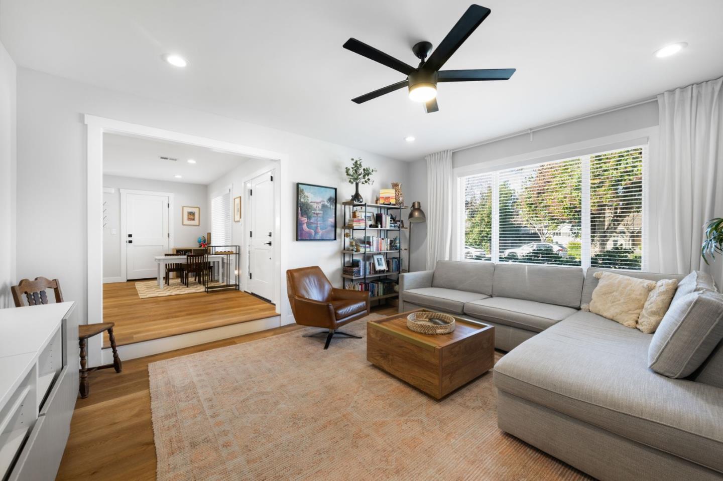 Detail Gallery Image 5 of 27 For 962 Edenbury Ln, San Jose,  CA 95136 - 4 Beds | 2 Baths