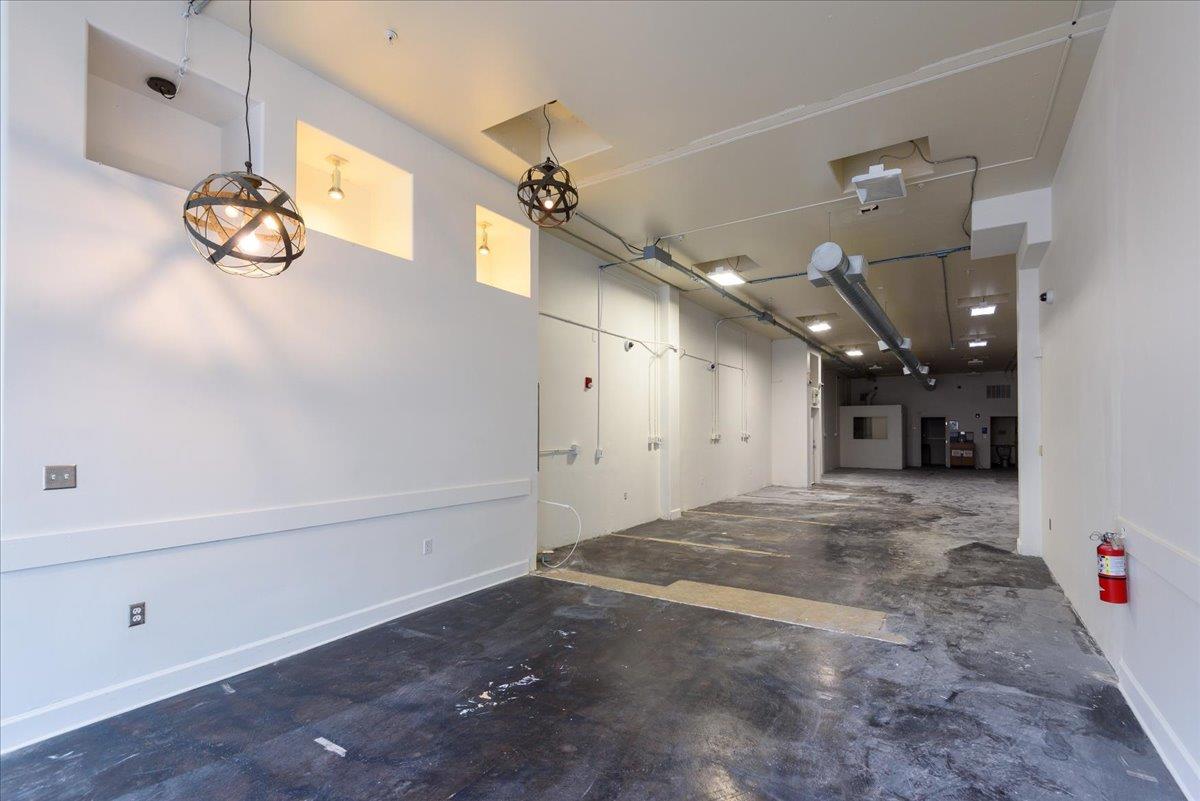 Detail Gallery Image 5 of 12 For 4071 18th St, San Francisco,  CA 94114 - – Beds | – Baths