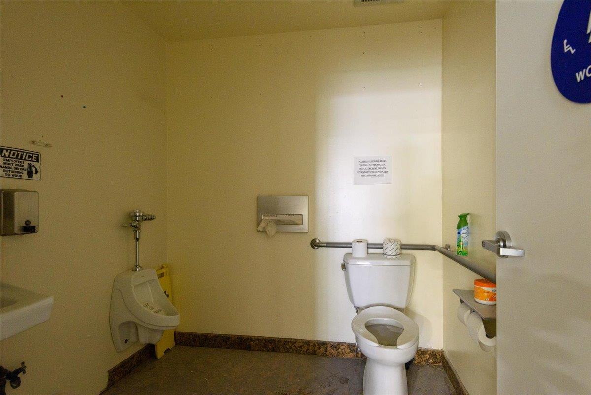 Detail Gallery Image 8 of 12 For 4071 18th St, San Francisco,  CA 94114 - – Beds | – Baths