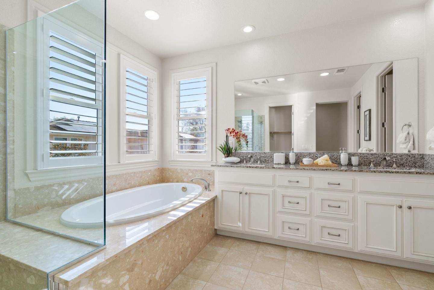 Detail Gallery Image 22 of 49 For 742 Torreya Ave, Sunnyvale,  CA 94086 - 4 Beds | 2/1 Baths