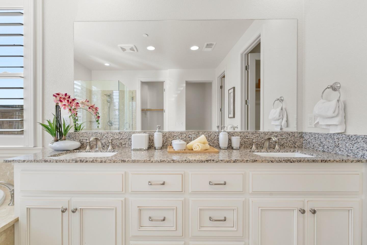 Detail Gallery Image 25 of 49 For 742 Torreya Ave, Sunnyvale,  CA 94086 - 4 Beds | 2/1 Baths