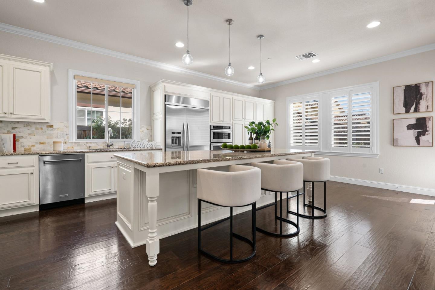 Detail Gallery Image 8 of 49 For 742 Torreya Ave, Sunnyvale,  CA 94086 - 4 Beds | 2/1 Baths