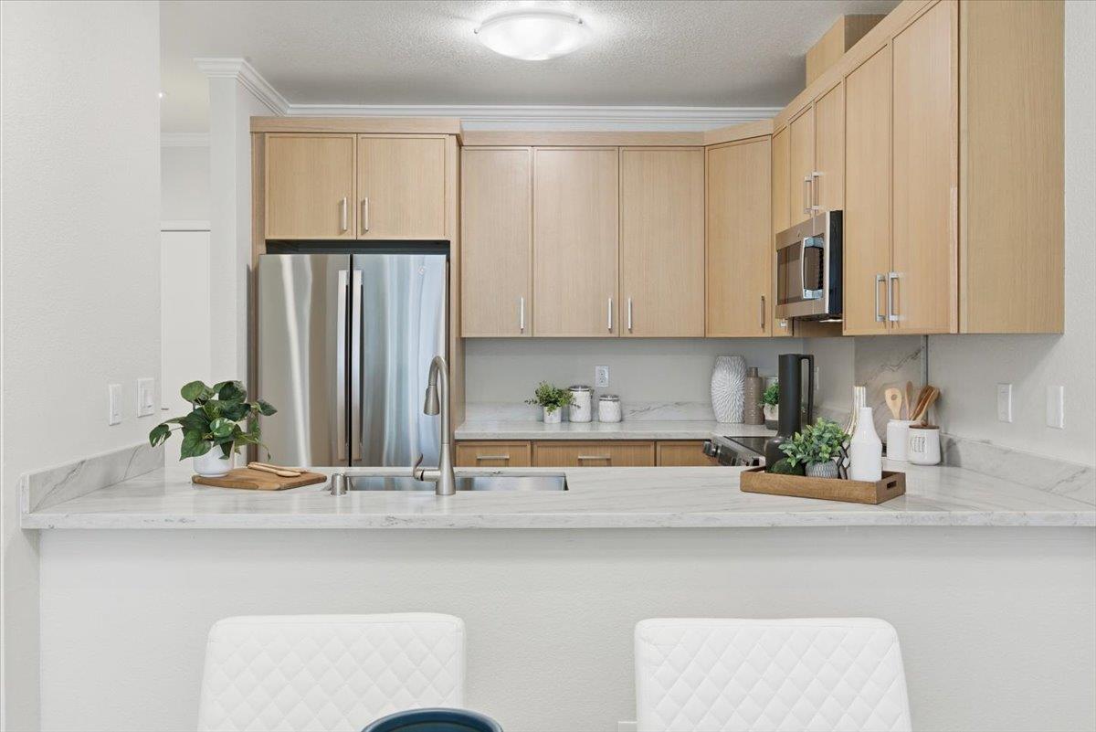 Detail Gallery Image 21 of 36 For 3627 Cabernet Vineyards Cir, San Jose,  CA 95117 - 2 Beds | 2/1 Baths