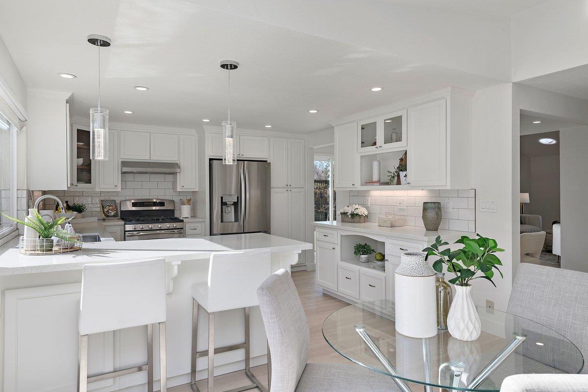 Detail Gallery Image 6 of 26 For 1276 Nancarrow Way, San Jose,  CA 95120 - 4 Beds | 2/1 Baths