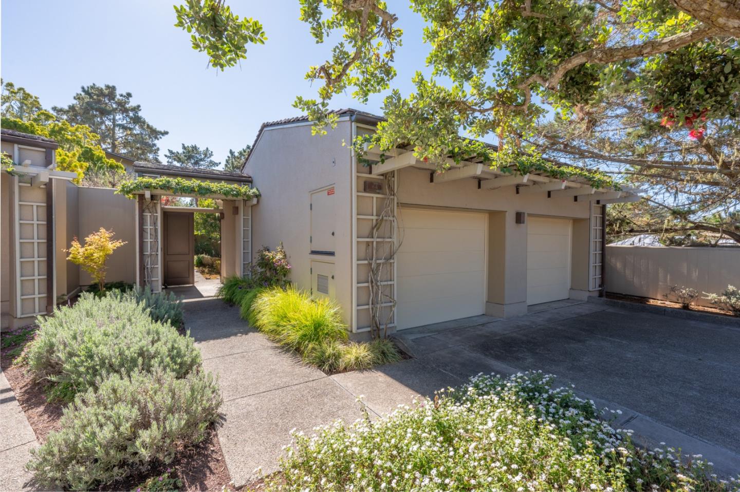 Detail Gallery Image 2 of 22 For 64 Spanish Bay Cir, Pebble Beach,  CA 93953 - 4 Beds | 4/1 Baths