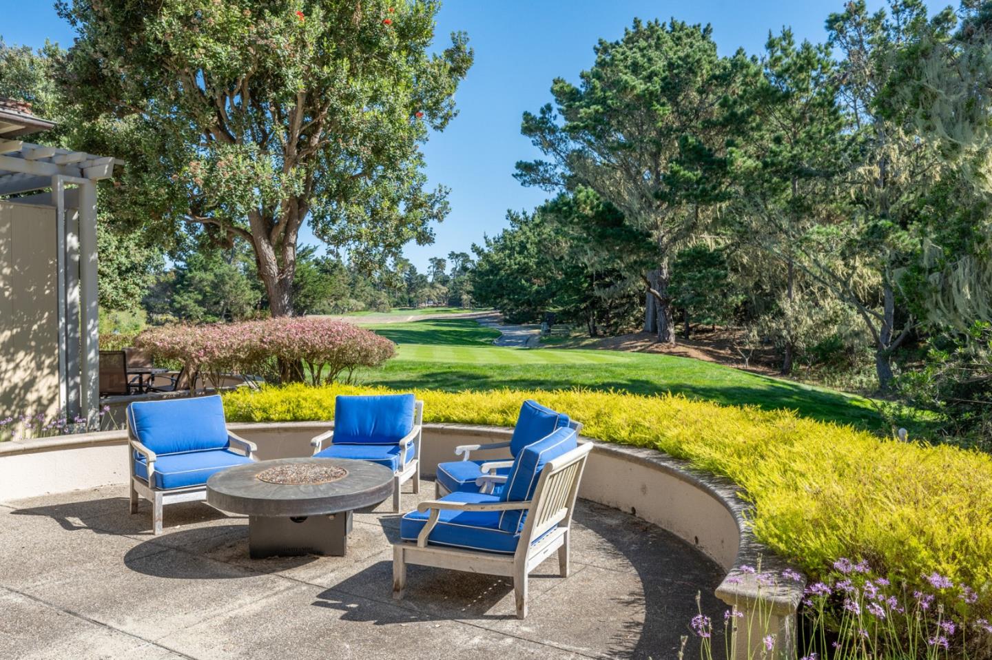 Detail Gallery Image 8 of 22 For 64 Spanish Bay Cir, Pebble Beach,  CA 93953 - 4 Beds | 4/1 Baths