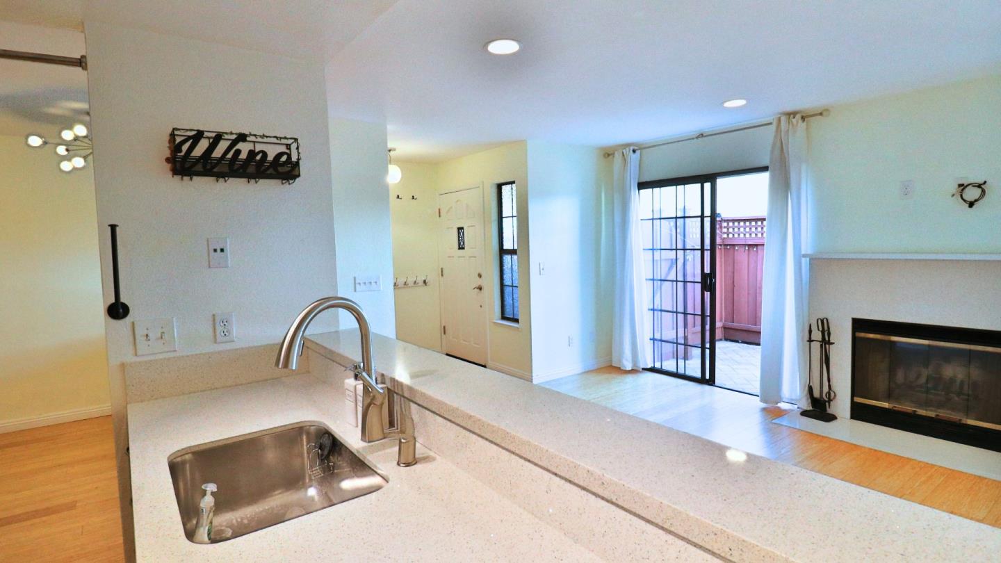 Detail Gallery Image 13 of 38 For 322 W Sunnyoaks Ave, Campbell,  CA 95008 - 2 Beds | 1/1 Baths