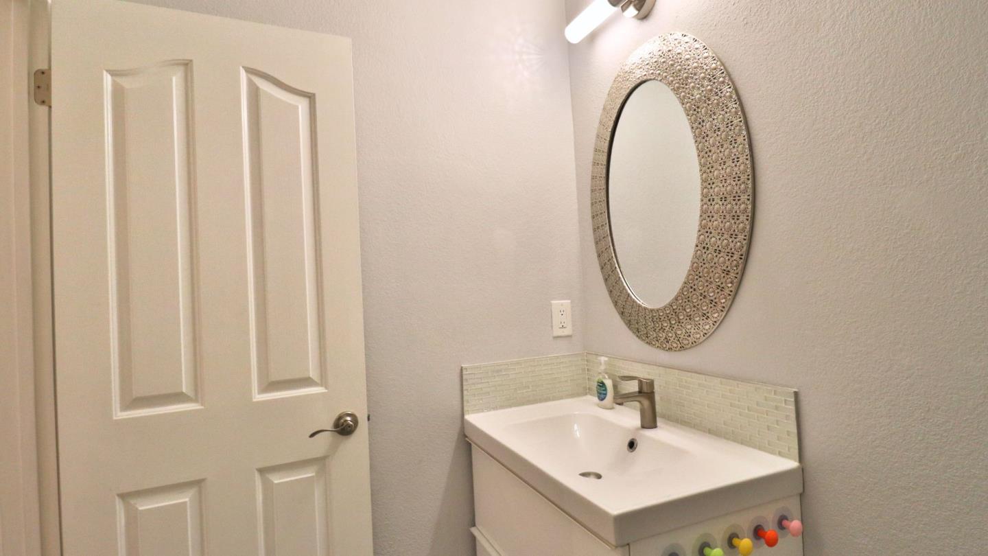 Detail Gallery Image 16 of 38 For 322 W Sunnyoaks Ave, Campbell,  CA 95008 - 2 Beds | 1/1 Baths