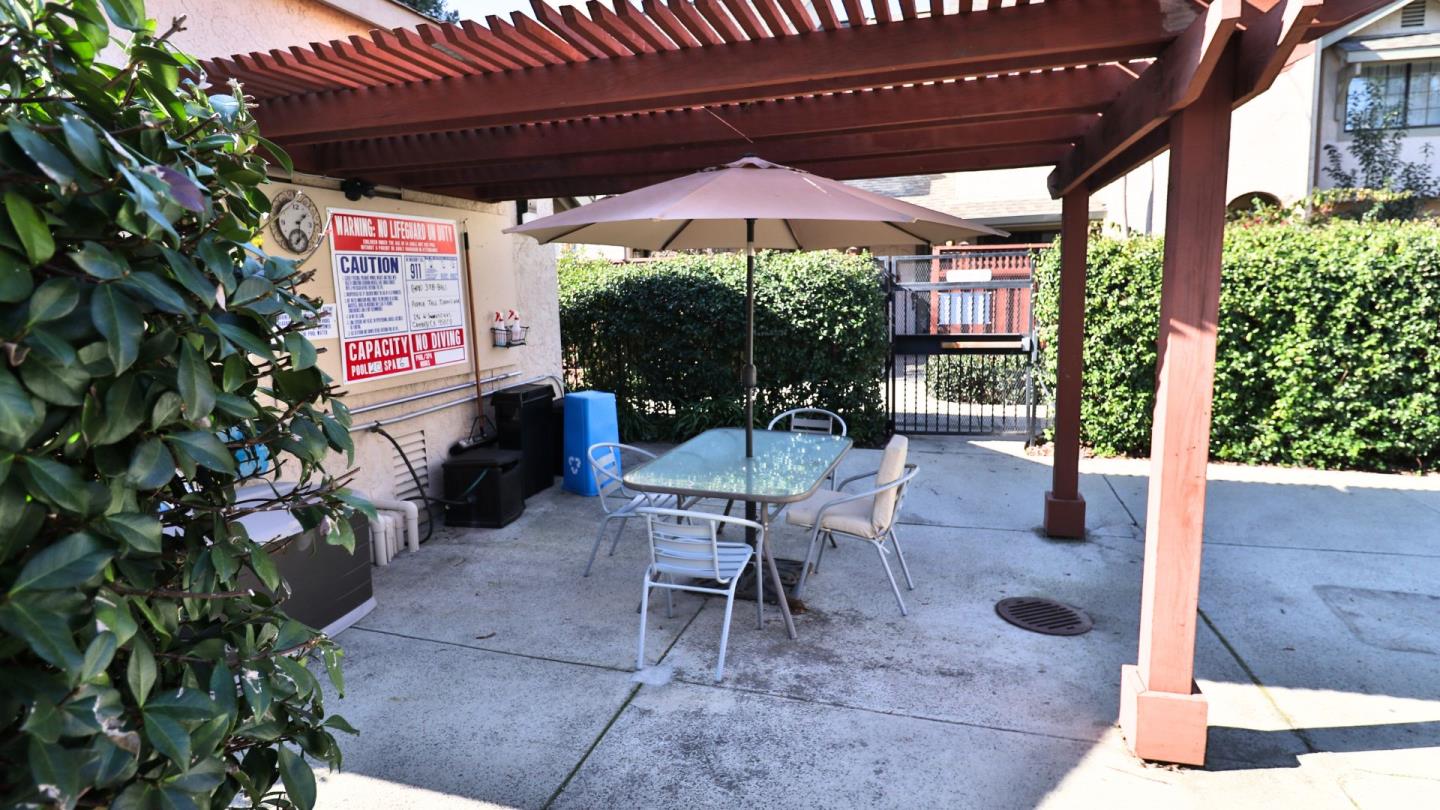 Detail Gallery Image 37 of 38 For 322 W Sunnyoaks Ave, Campbell,  CA 95008 - 2 Beds | 1/1 Baths