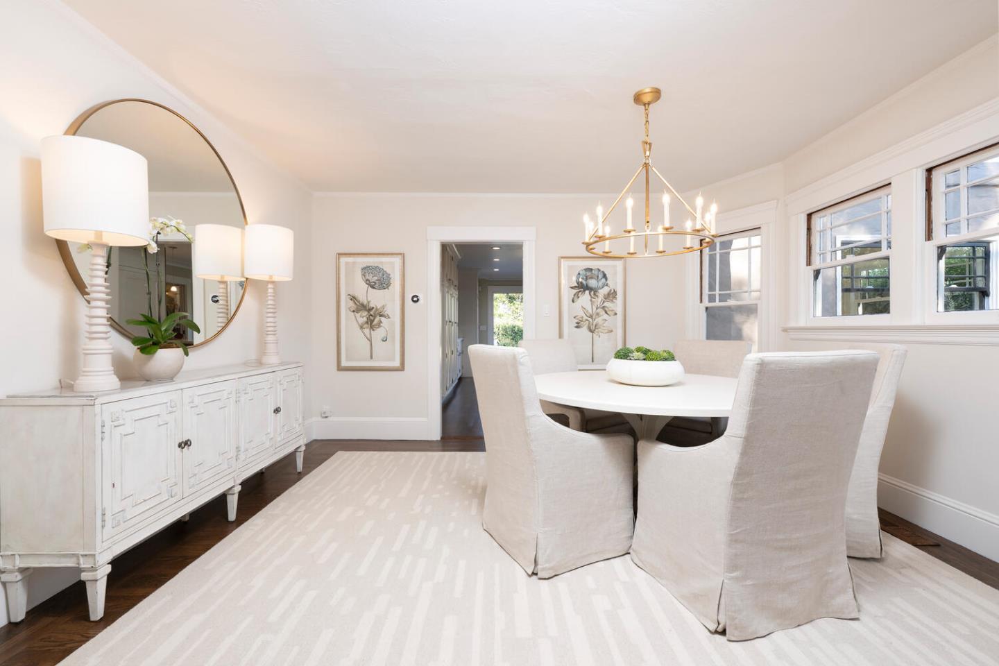 Detail Gallery Image 11 of 32 For 812 Newhall Rd, Burlingame,  CA 94010 - 2 Beds | 2 Baths