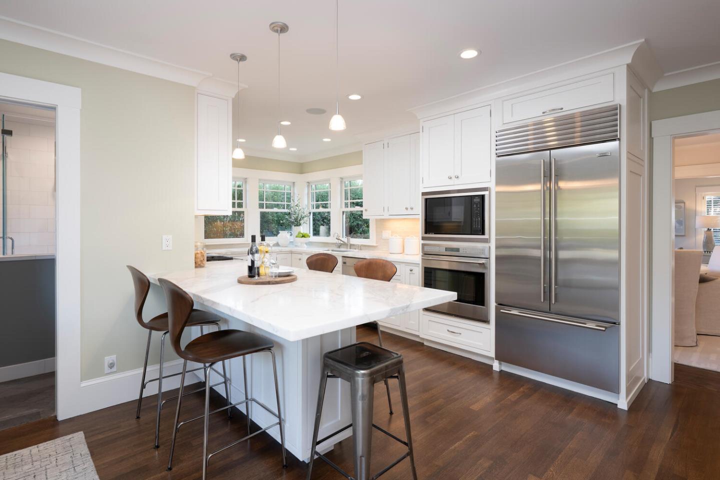 Detail Gallery Image 14 of 32 For 812 Newhall Rd, Burlingame,  CA 94010 - 2 Beds | 2 Baths