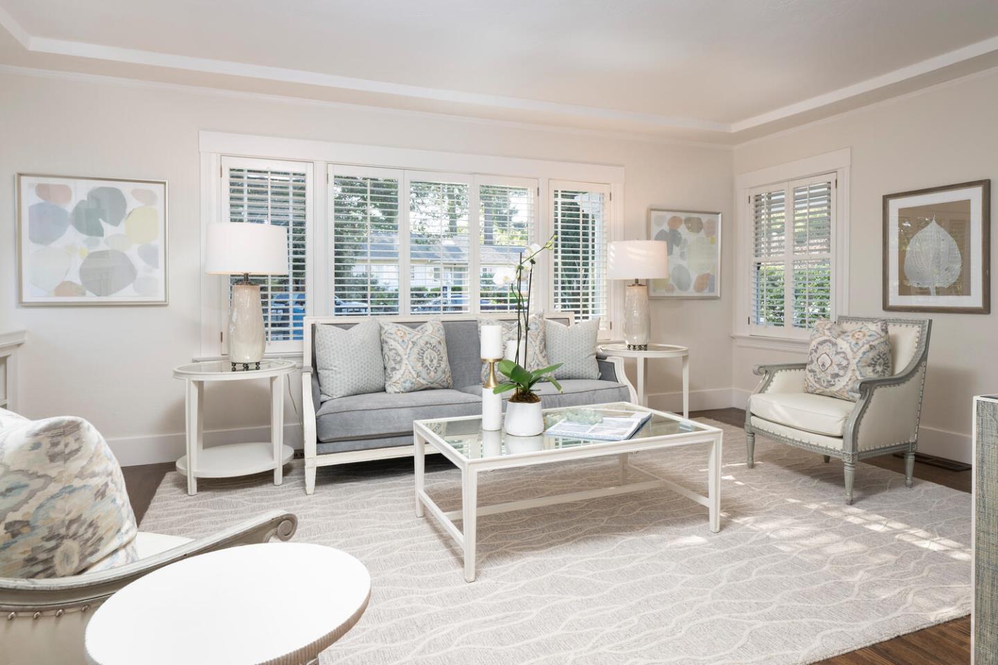 Detail Gallery Image 9 of 32 For 812 Newhall Rd, Burlingame,  CA 94010 - 2 Beds | 2 Baths