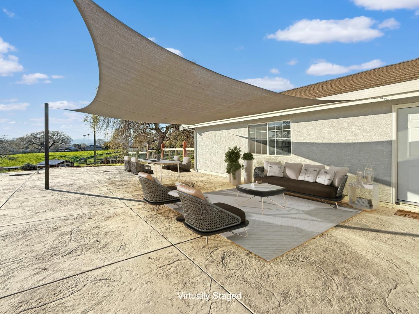 Detail Gallery Image 24 of 53 For 2800 Roop Rd, Gilroy,  CA 95020 - 3 Beds | 4 Baths