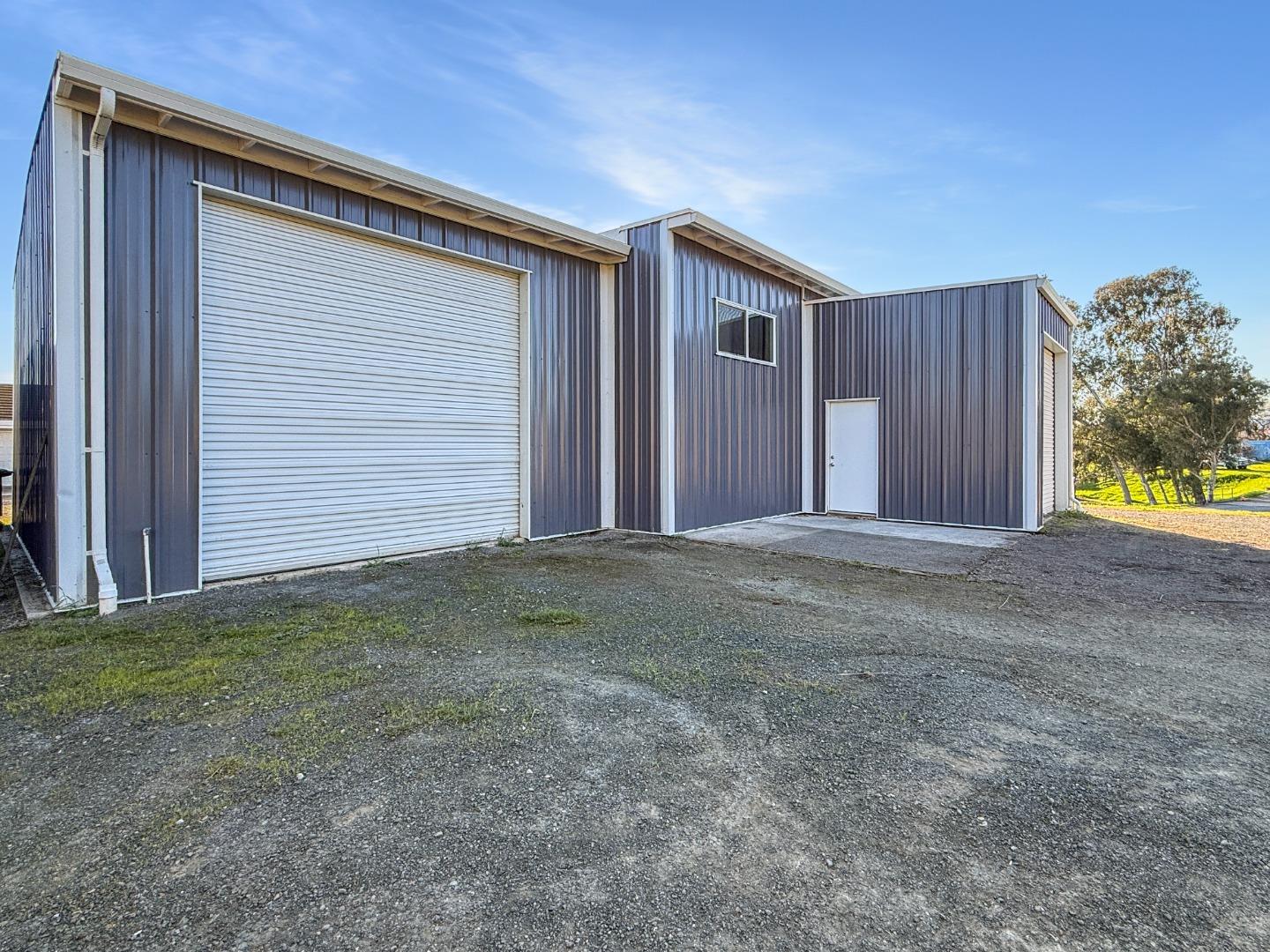 Detail Gallery Image 30 of 53 For 2800 Roop Rd, Gilroy,  CA 95020 - 3 Beds | 4 Baths