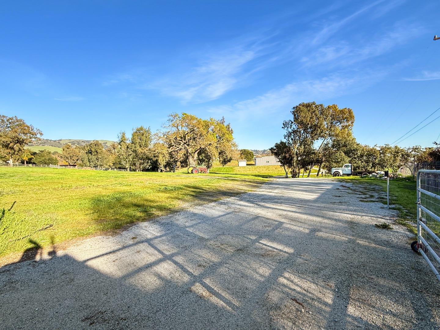 Detail Gallery Image 38 of 53 For 2800 Roop Rd, Gilroy,  CA 95020 - 3 Beds | 4 Baths