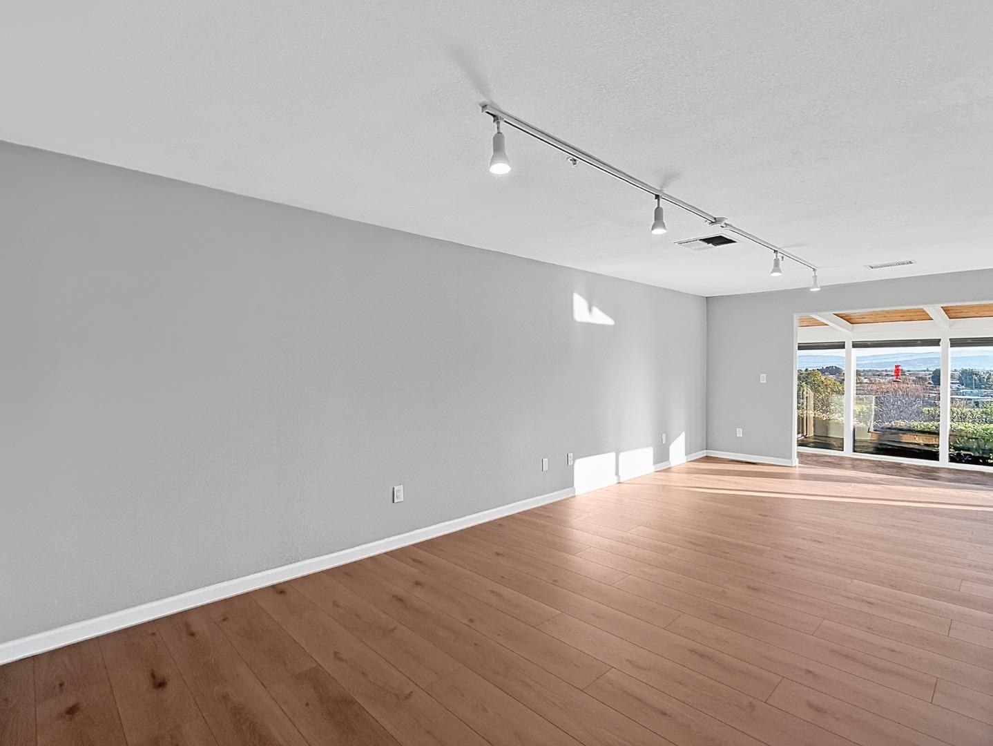 Detail Gallery Image 42 of 53 For 2800 Roop Rd, Gilroy,  CA 95020 - 3 Beds | 4 Baths