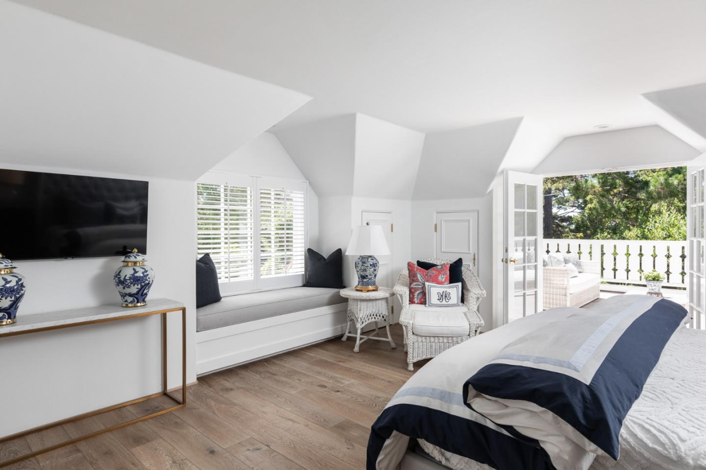 Detail Gallery Image 15 of 27 For 0 Lincoln Street 6 Se of 13th, Carmel,  CA 93921 - 4 Beds | 3 Baths