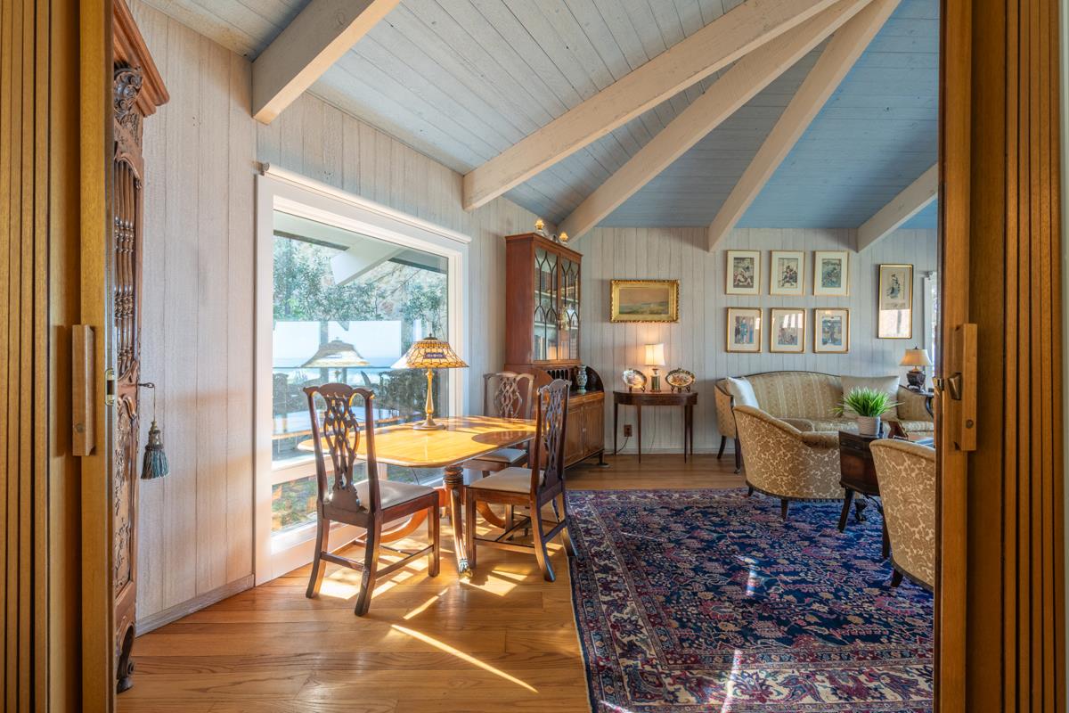 Detail Gallery Image 10 of 21 For 26251 Scenic Rd, Carmel,  CA 93923 - 3 Beds | 2 Baths