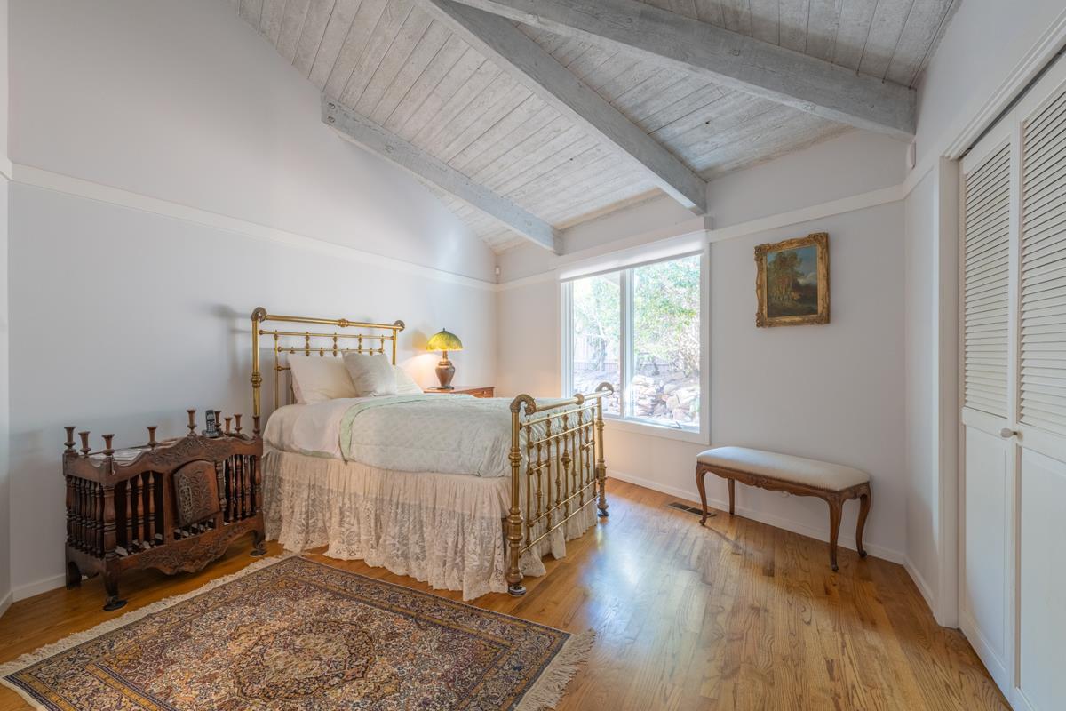 Detail Gallery Image 14 of 21 For 26251 Scenic Rd, Carmel,  CA 93923 - 3 Beds | 2 Baths