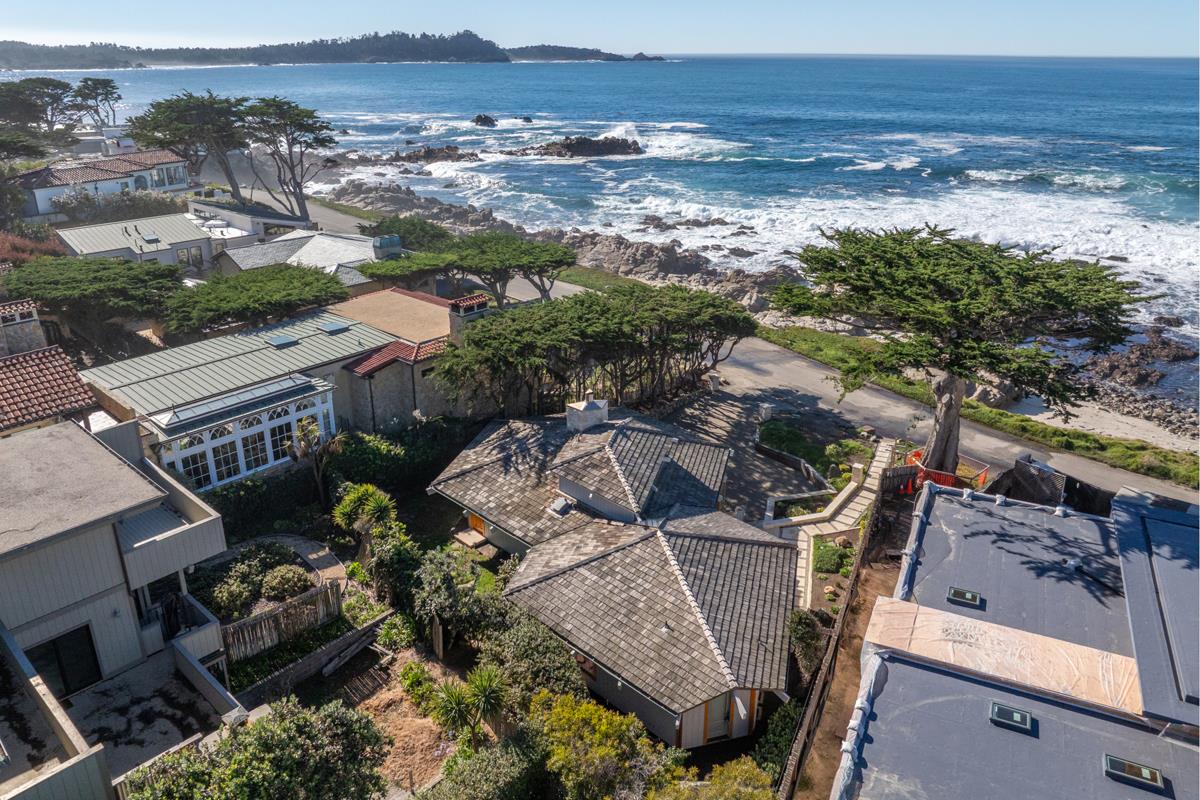 Detail Gallery Image 20 of 21 For 26251 Scenic Rd, Carmel,  CA 93923 - 3 Beds | 2 Baths