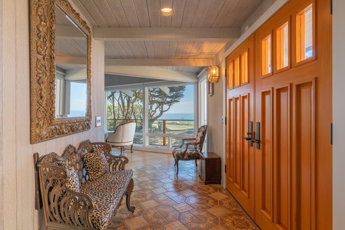 Detail Gallery Image 3 of 21 For 26251 Scenic Rd, Carmel,  CA 93923 - 3 Beds | 2 Baths