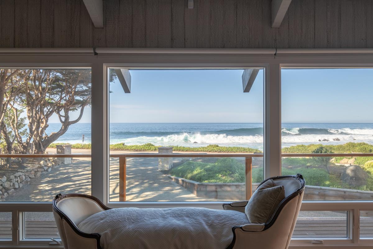 Detail Gallery Image 5 of 21 For 26251 Scenic Rd, Carmel,  CA 93923 - 3 Beds | 2 Baths