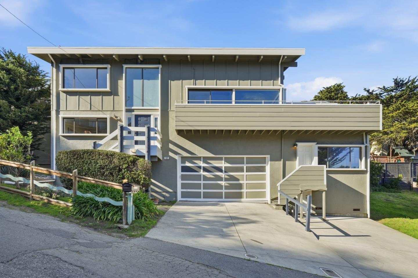 Detail Gallery Image 3 of 60 For 123 Kent Rd, Pacifica,  CA 94044 - 4 Beds | 3 Baths