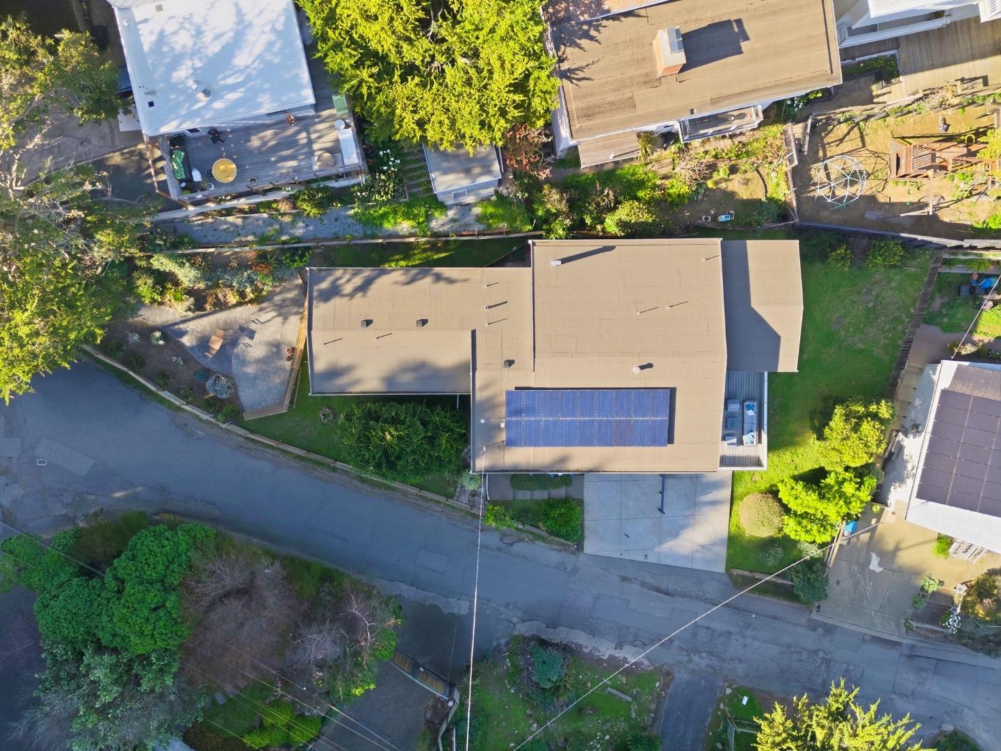 Detail Gallery Image 4 of 60 For 123 Kent Rd, Pacifica,  CA 94044 - 4 Beds | 3 Baths