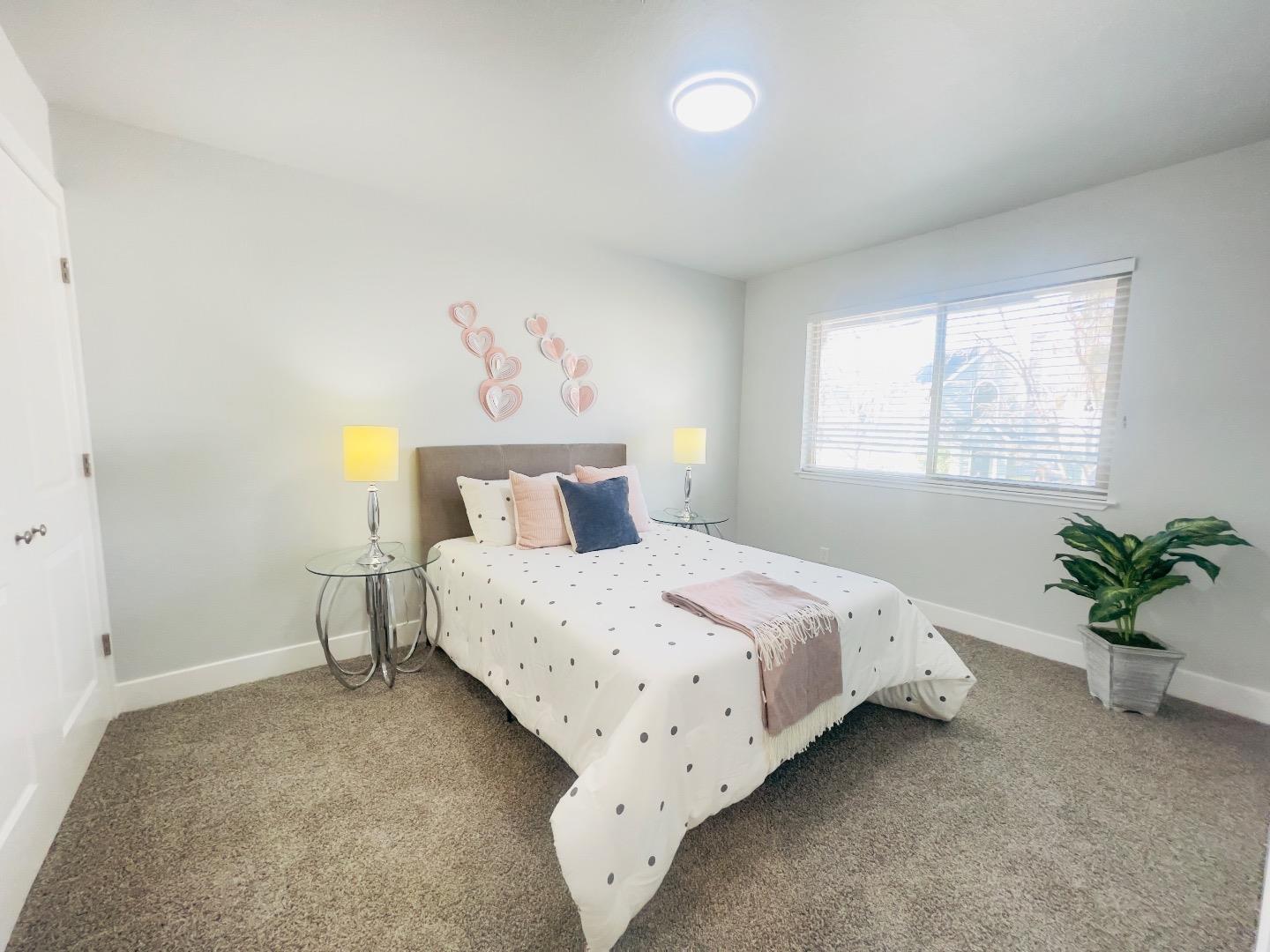 Detail Gallery Image 21 of 25 For 1712 Heavenly Bamboo Ct, San Jose,  CA 95131 - 3 Beds | 2/1 Baths