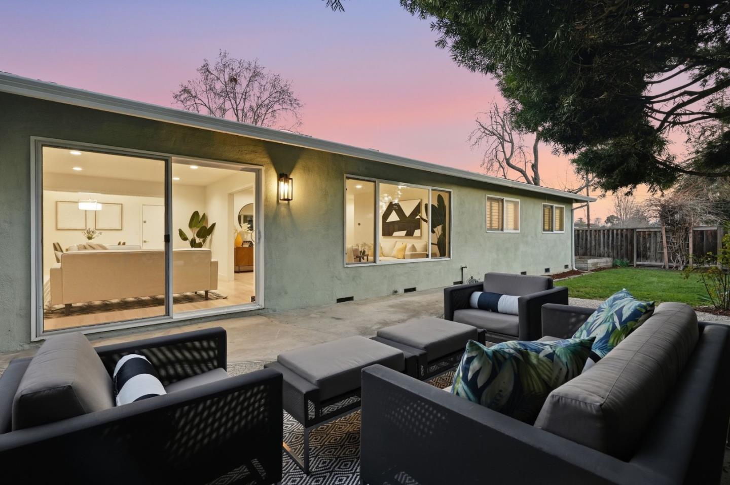 Detail Gallery Image 25 of 29 For 841 Brentwood Dr, San Jose,  CA 95129 - 4 Beds | 2 Baths