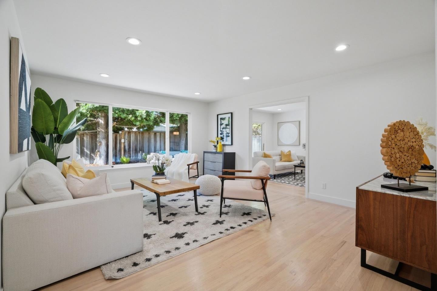 Detail Gallery Image 6 of 29 For 841 Brentwood Dr, San Jose,  CA 95129 - 4 Beds | 2 Baths