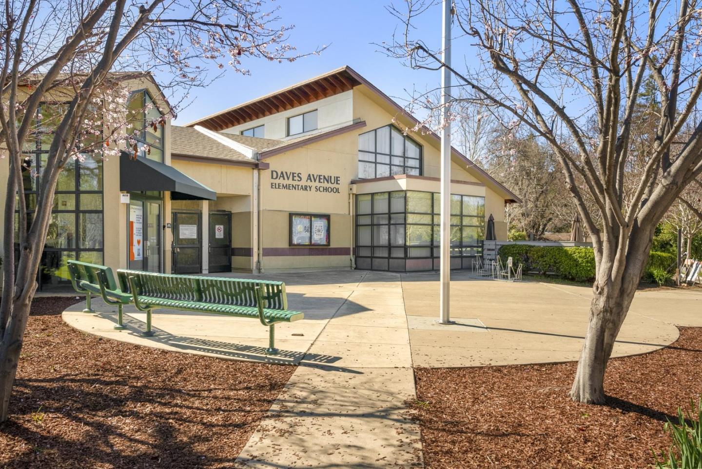 Detail Gallery Image 88 of 94 For 18074 Daves Ave, Monte Sereno,  CA 95030 - 4 Beds | 3/1 Baths