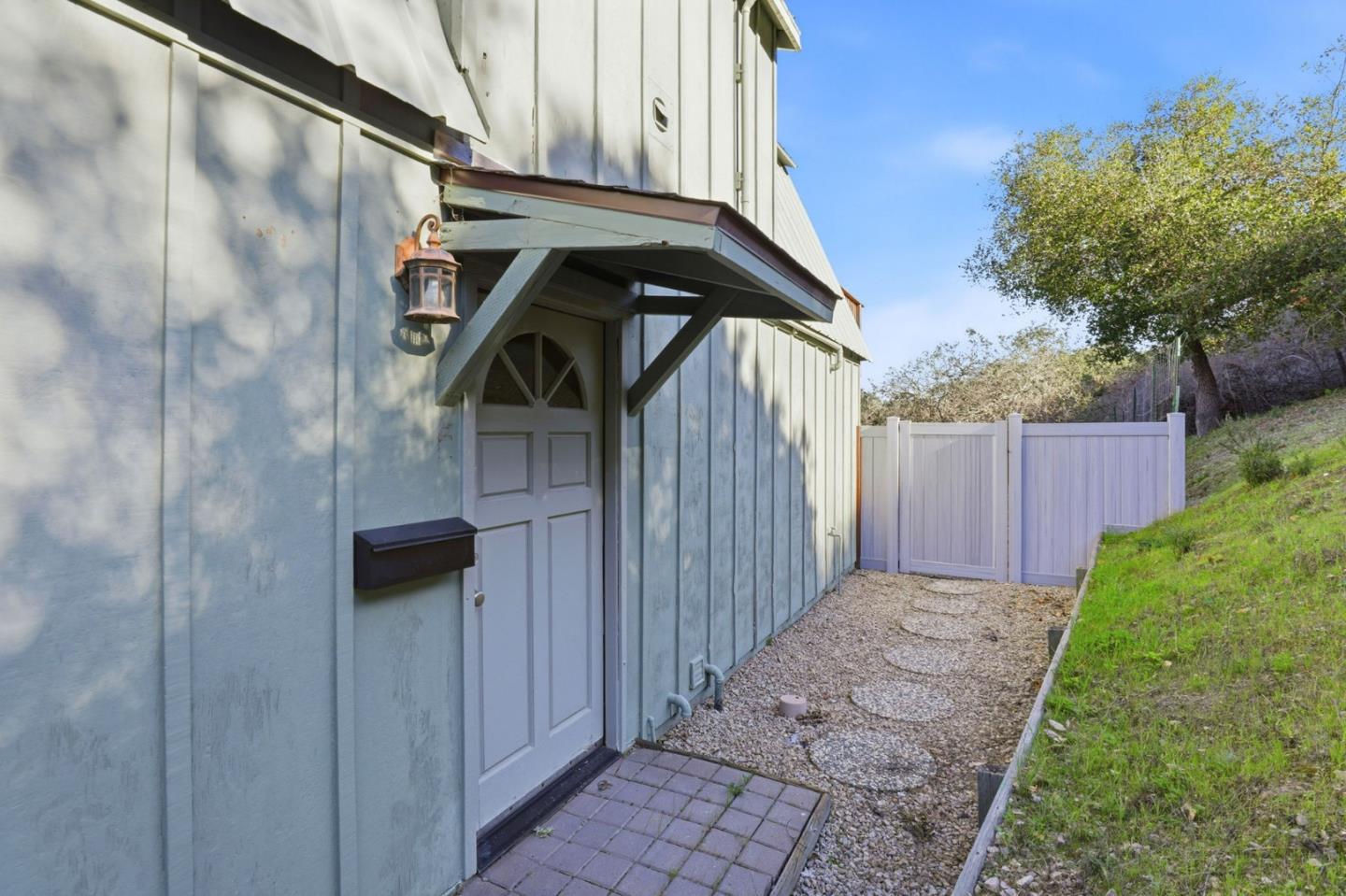 Detail Gallery Image 52 of 72 For 31420 via La Naranga, Carmel Valley,  CA 93924 - 5 Beds | 3 Baths